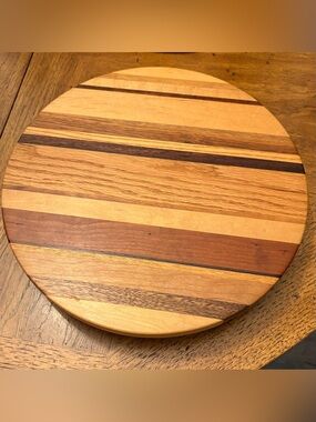 Stunning  varied wood turntable